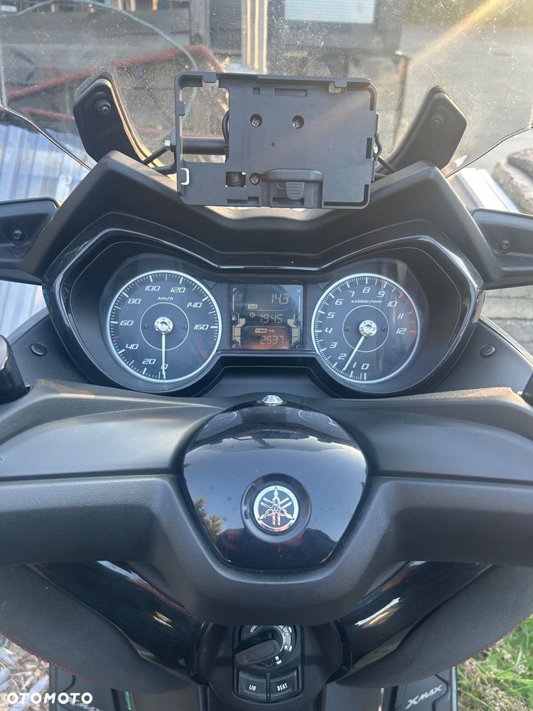 Yamaha X-max - 6