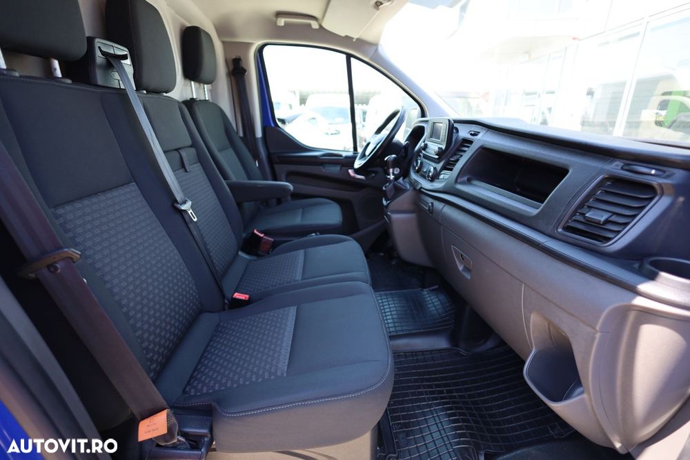 Ford Transit Custom - 14