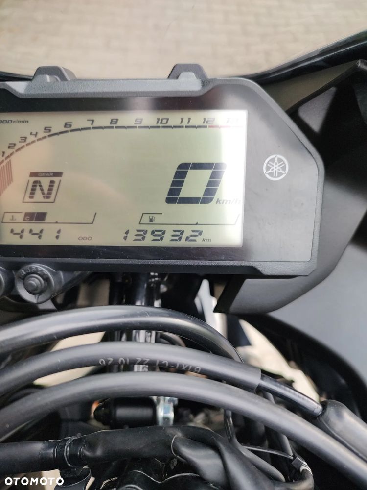 Yamaha R3 - 10