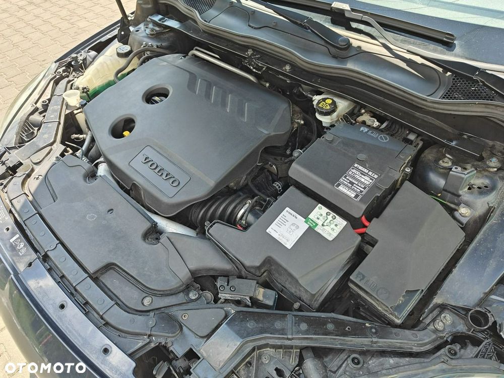 Volvo V40 - 18