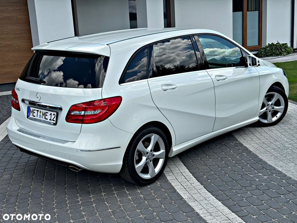 Mercedes-Benz Klasa B 200 BlueEFFICIENCY Edition 1 - 19