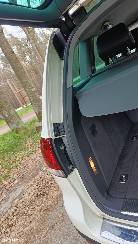 Volkswagen Touareg - 13