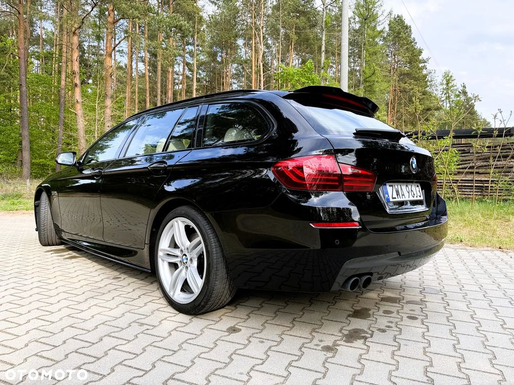 BMW Seria 5 525d Sport-Aut Luxury Line - 7