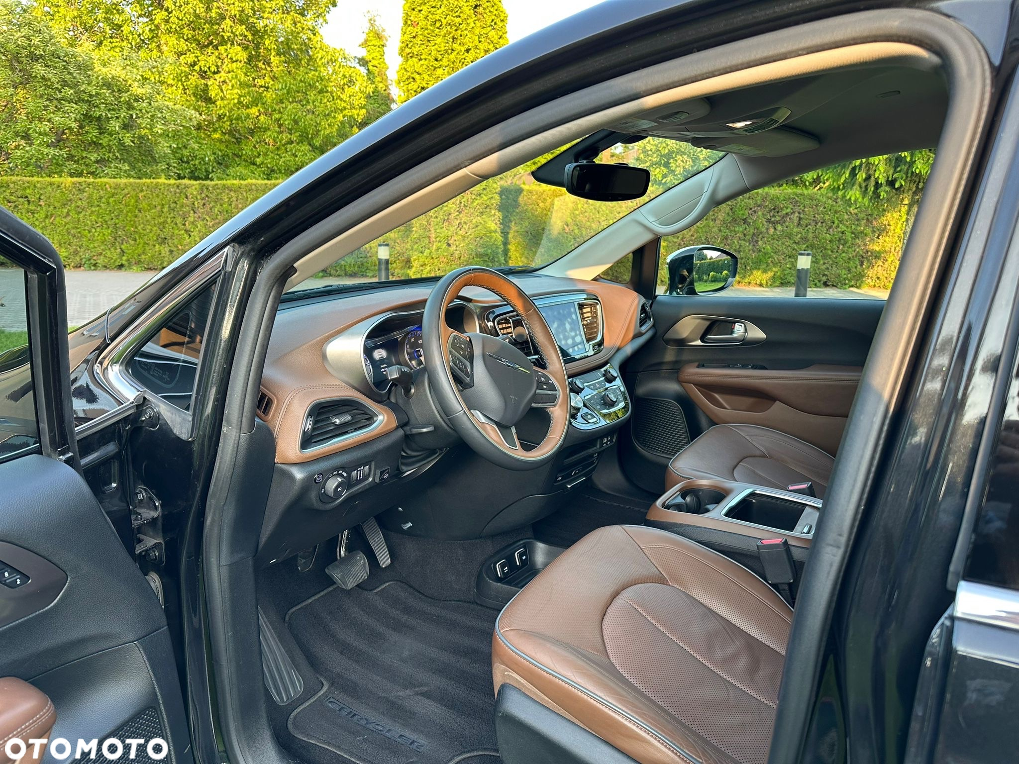 Chrysler Pacifica - 20