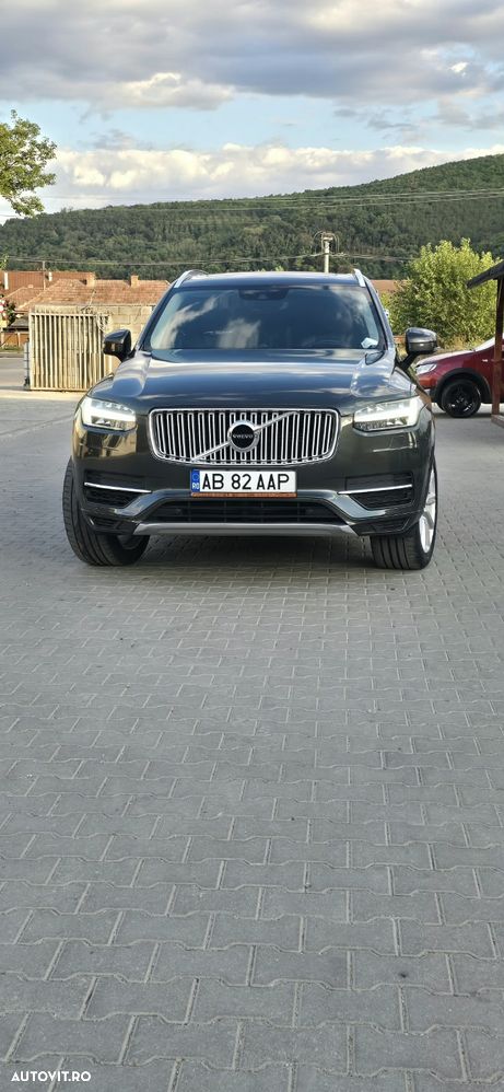 Volvo XC 90 - 7