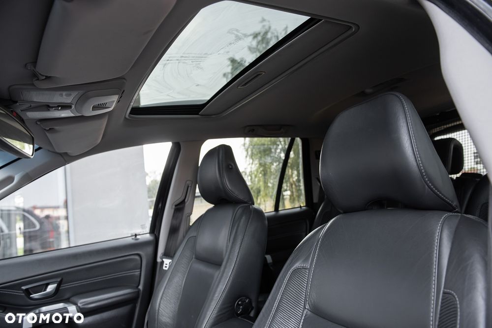 Volvo XC 90 D5 Executive - 19