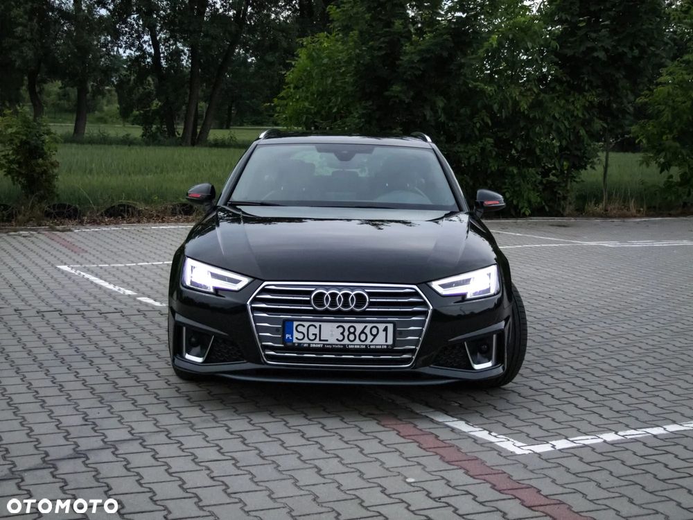 Audi A4 Avant 40 TFSI S tronic S line - 1