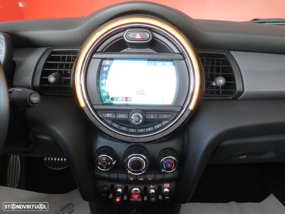 MINI Cabrio Cooper Premium Extra JCW Auto - 43