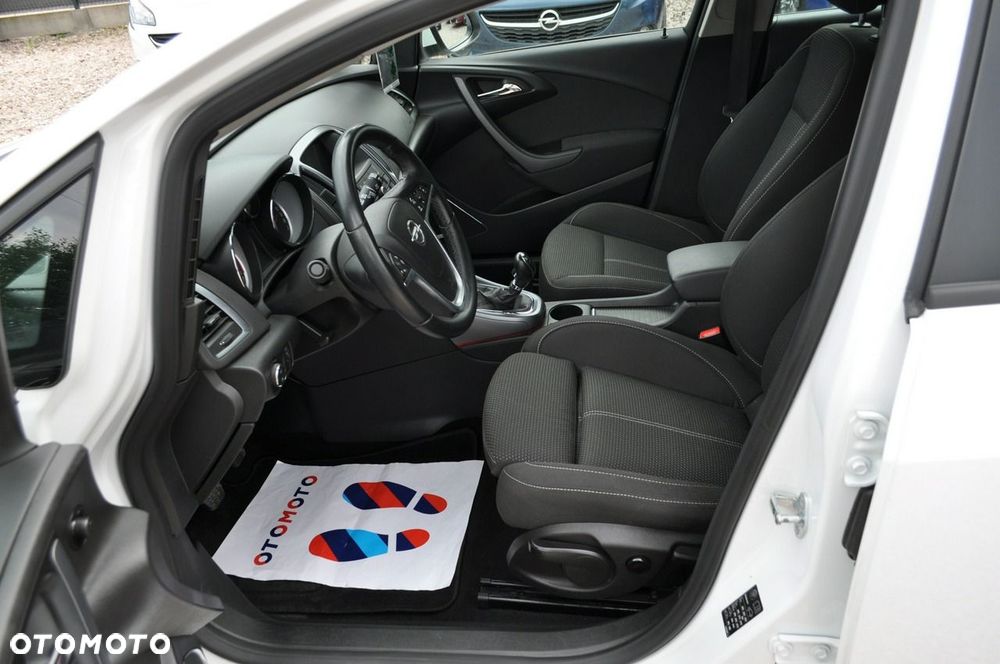 Opel Astra 1.4 T Enjoy EU6 - 13