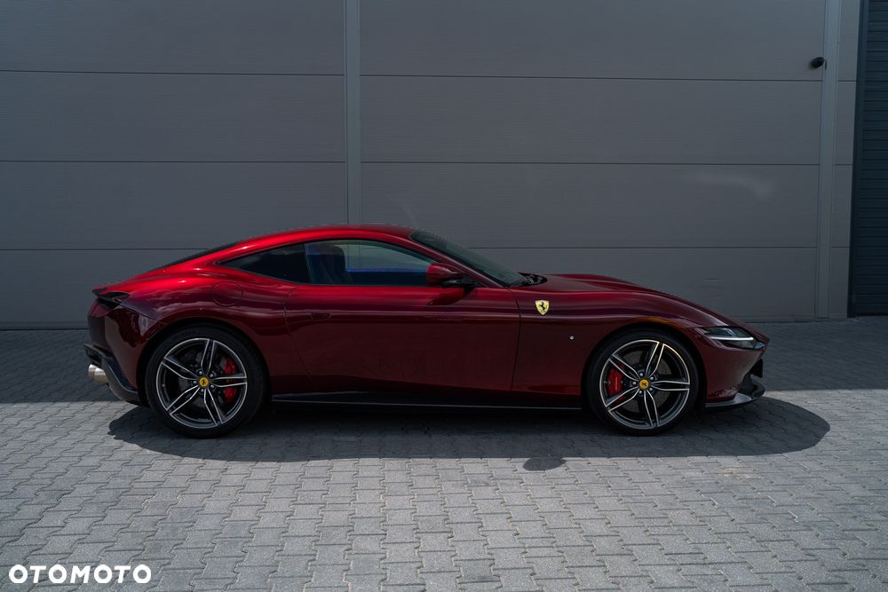 Ferrari Roma - 7