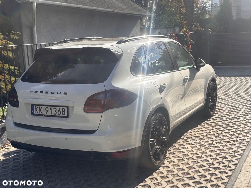 Porsche Cayenne - 17
