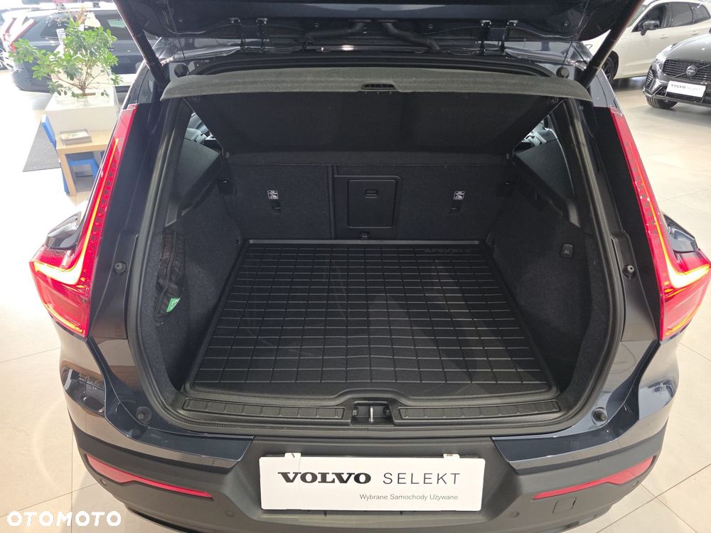 Volvo XC 40 - 33