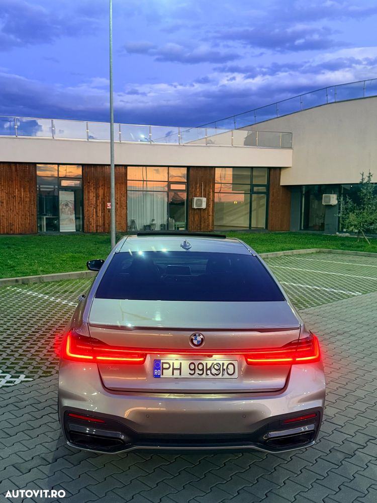BMW Seria 7 - 36