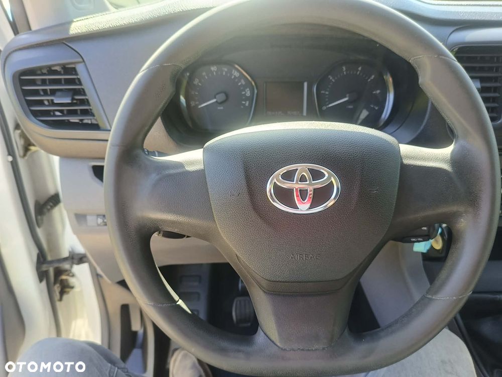 Toyota PROACE - 11