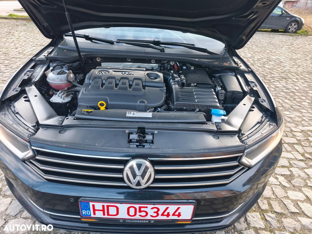 Volkswagen Passat 2.0 TDI (BlueMotion Technology) Highline - 11