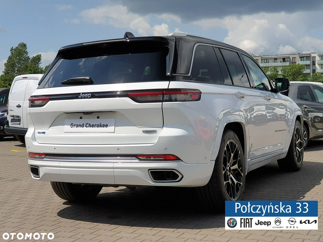 Jeep Grand Cherokee - 10