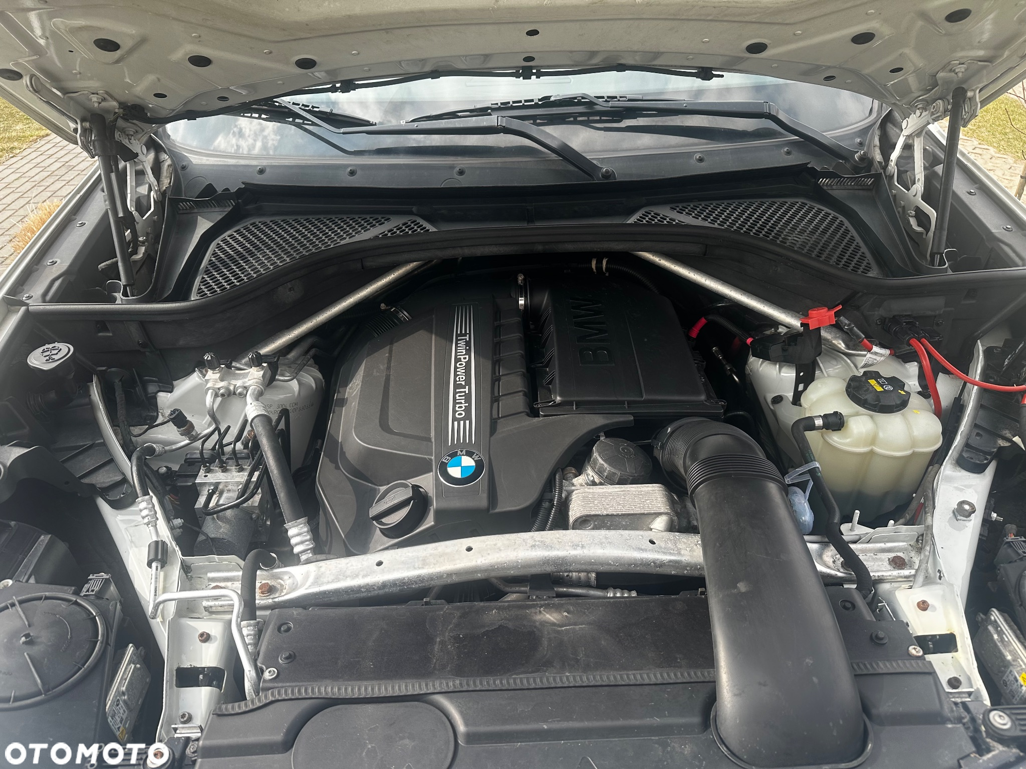 BMW X5 xDrive35i - 12