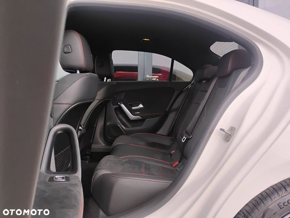 Mercedes-Benz Klasa A 200 AMG Line 7G-DCT - 15