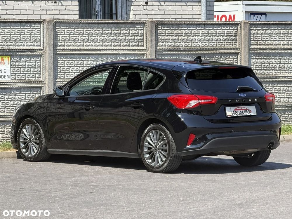 Ford Focus - 37