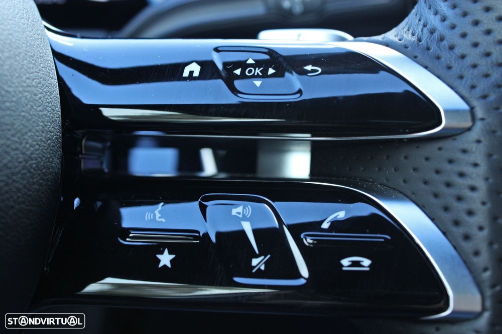 Mercedes-Benz GLA 180 d AMG Line - 9