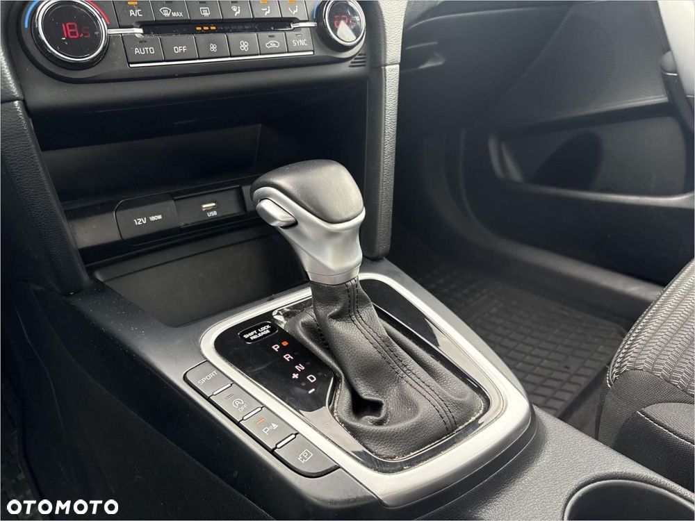 Kia Ceed 1.5 T-GDI M DCT - 15