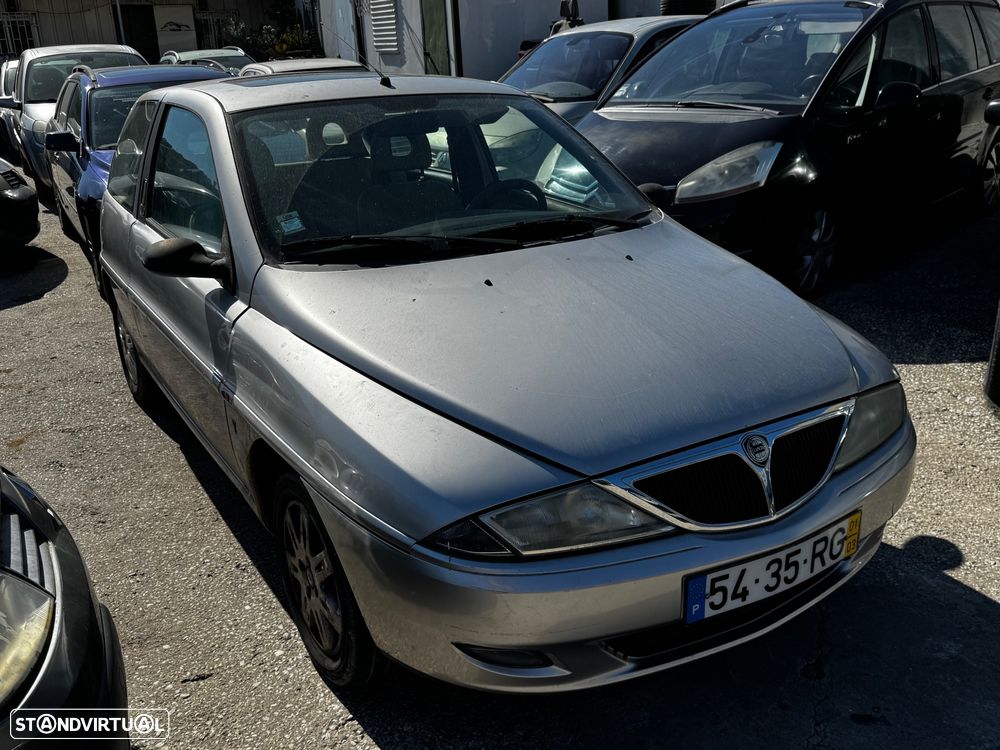 Lancia Y 1.2 16V LS - 13