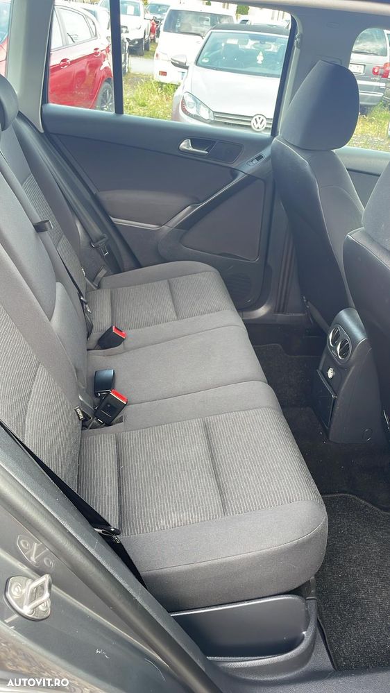 Volkswagen Tiguan - 8