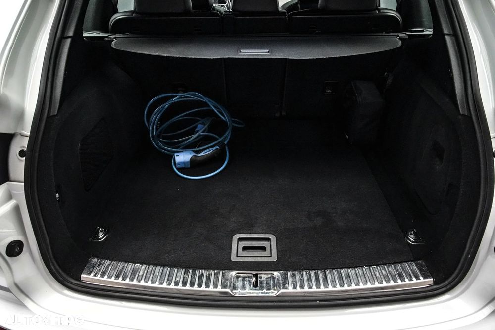 Porsche Cayenne - 32