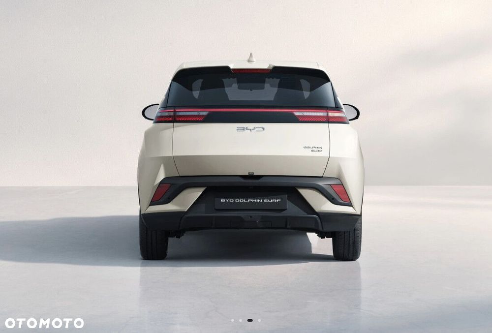 BYD Dolphin - 2