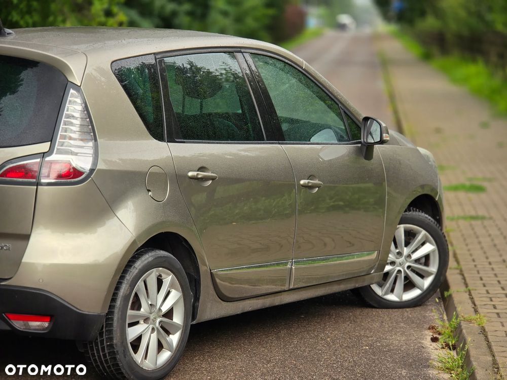 Renault Scenic Energy dCi 130 S&S Xmod Bose Edition - 39
