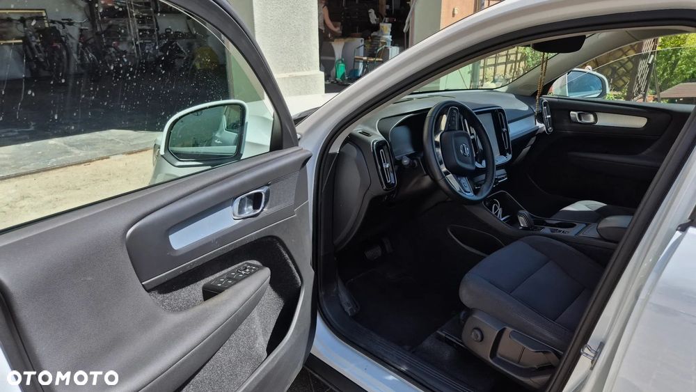 Volvo XC 40 T3 Momentum Core - 7