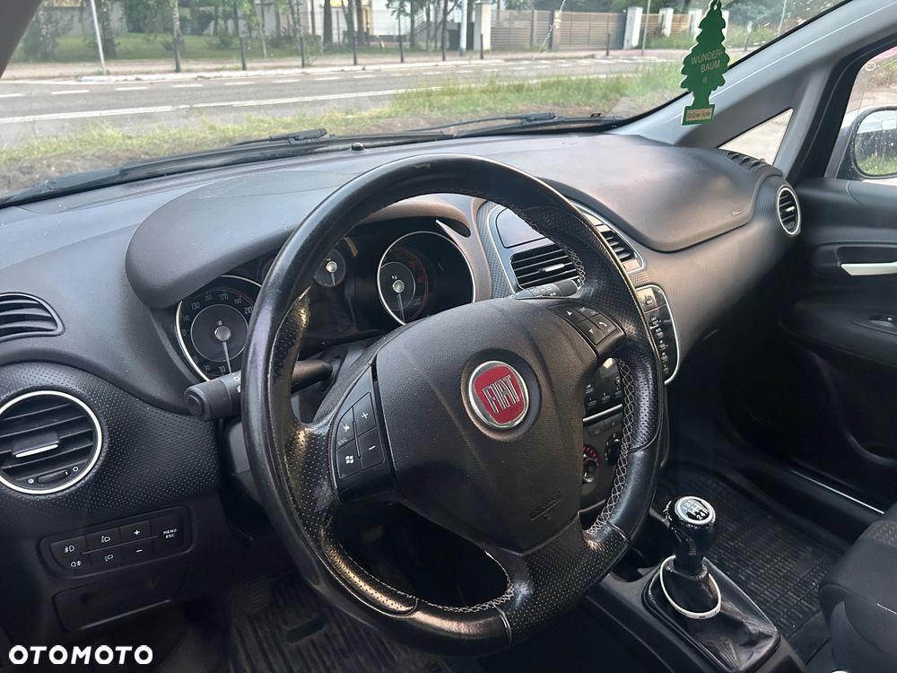 Fiat Punto 1.4 16V Dynamic - 10