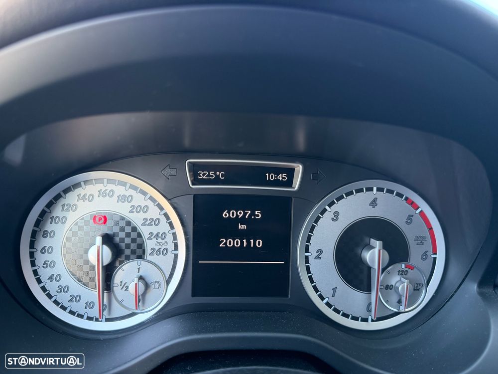 Mercedes-Benz A 180 CDi BE Urban - 10