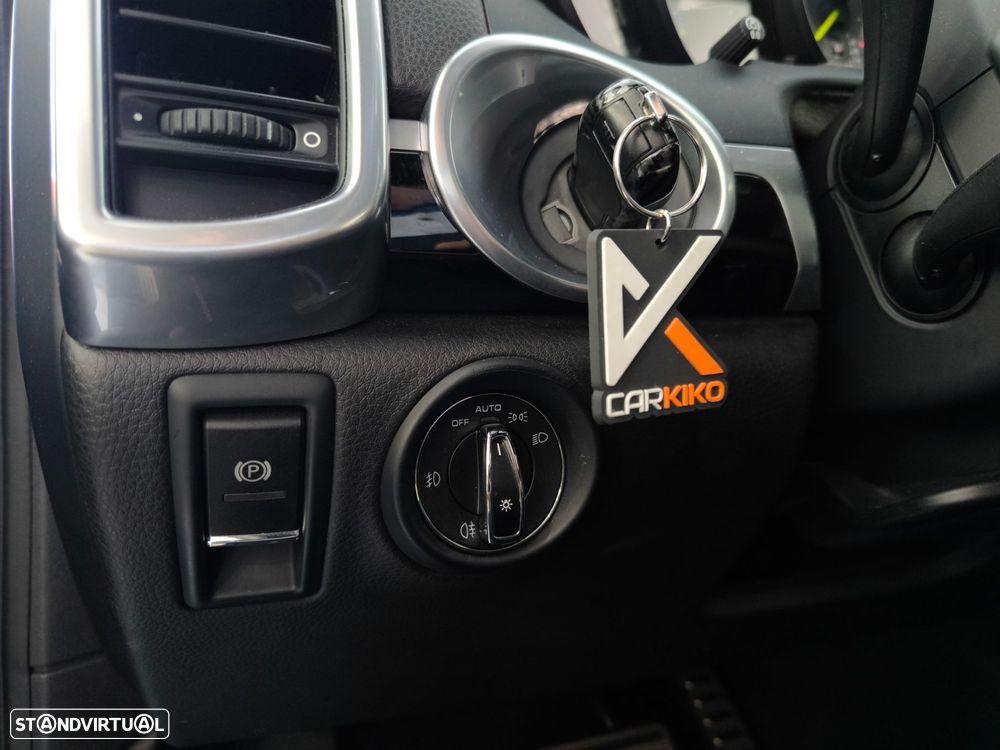 Porsche Cayenne S E-Hybrid - 24