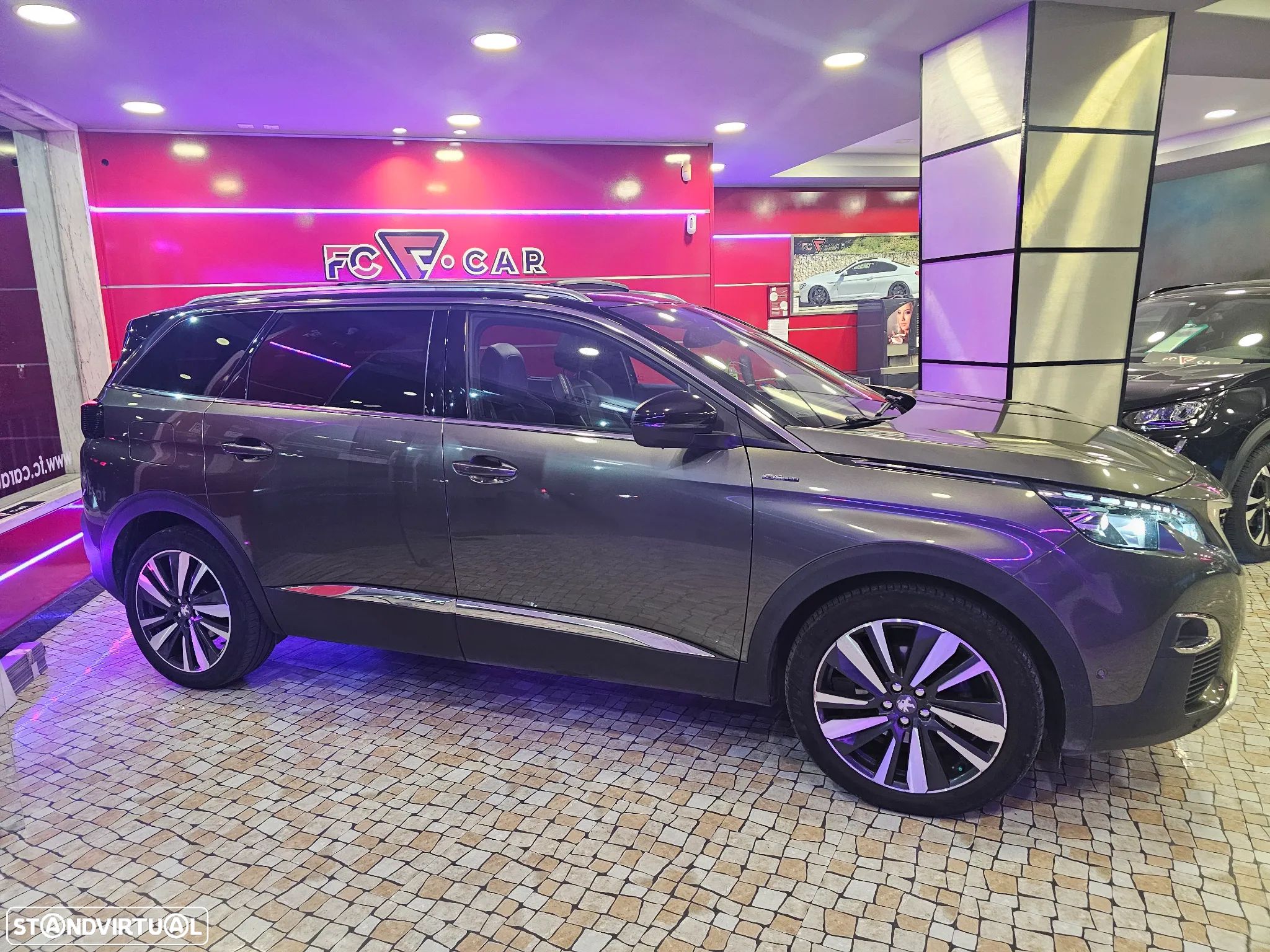 Peugeot 5008 1.6 BlueHDi GT Line - 1