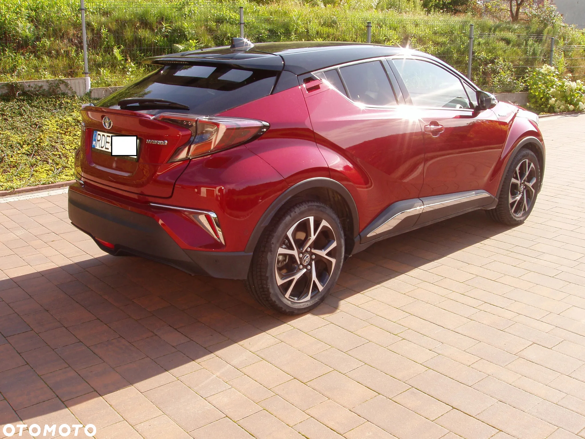 Toyota C-HR 1.8 Hybrid Neon Lime powered by JBL - 6