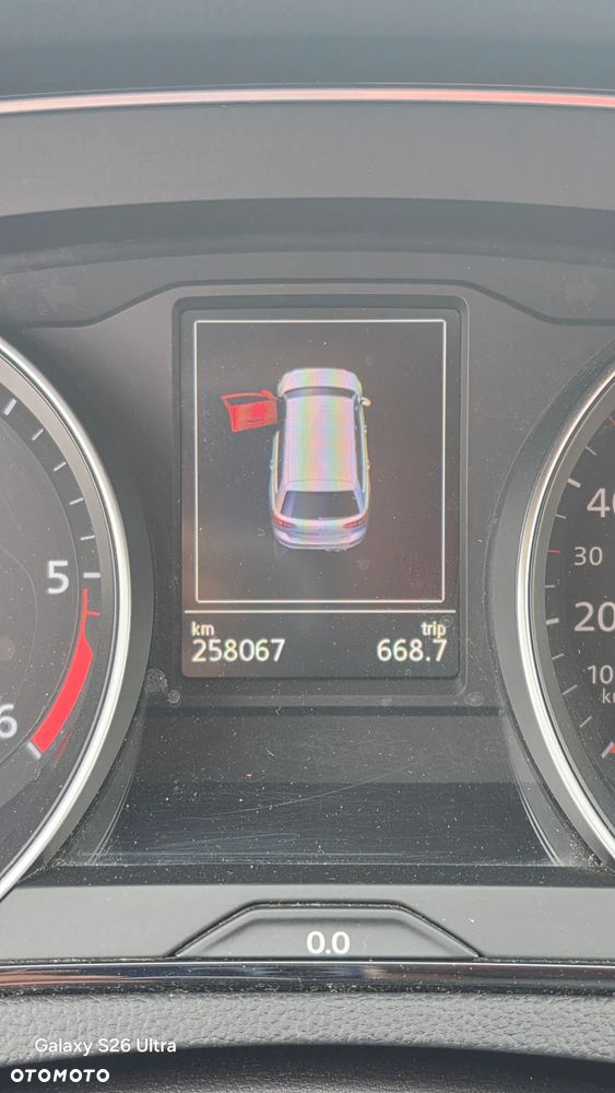 Volkswagen Passat - 3