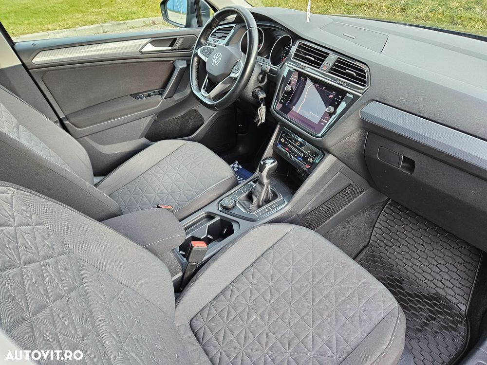 Volkswagen Tiguan 2.0 TDI SCR 4MOTION DSG Elegance - 4
