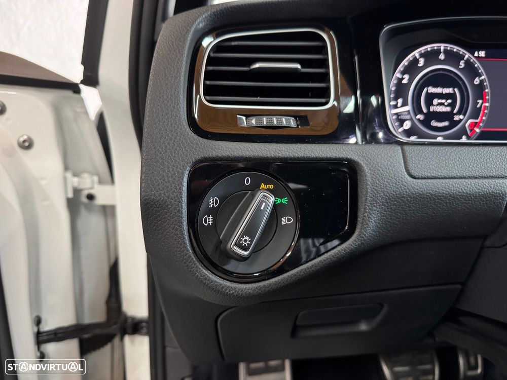 VW Golf 2.0 TSI GTI DSG Performance - 27