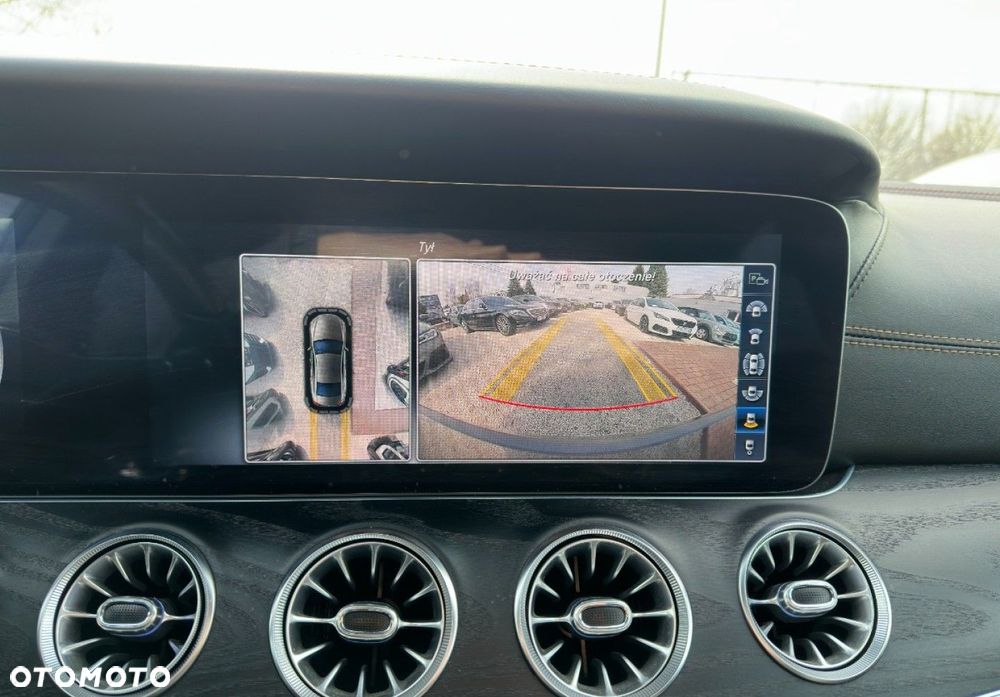 Mercedes-Benz CLS - 25