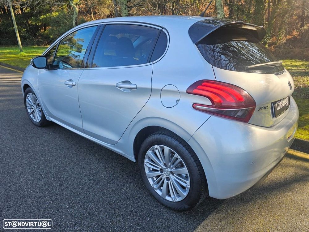 Peugeot 208 Blue-HDi 100 Stop&Start Allure - 15