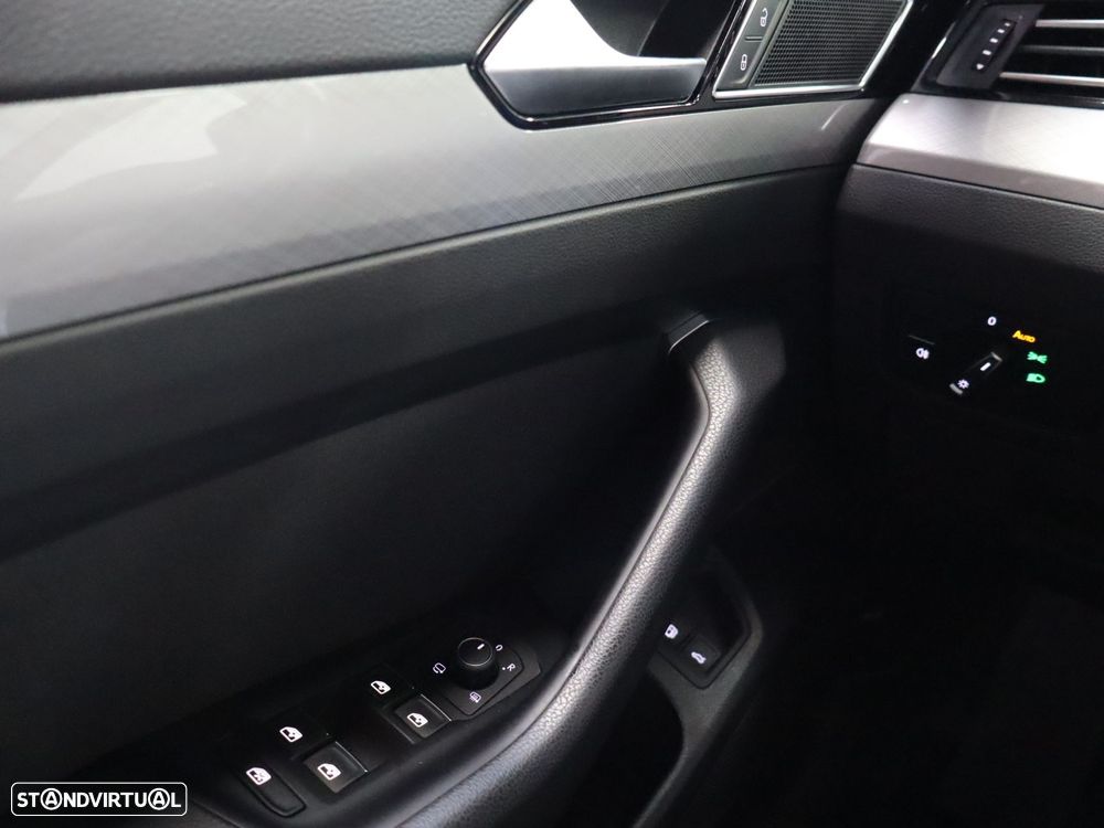 VW Passat Variant 1.4 TSI GTE Plug-in - 16
