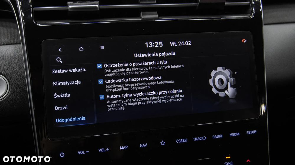 Hyundai Tucson 1.6 T-GDi HEV Executive 4WD - 31