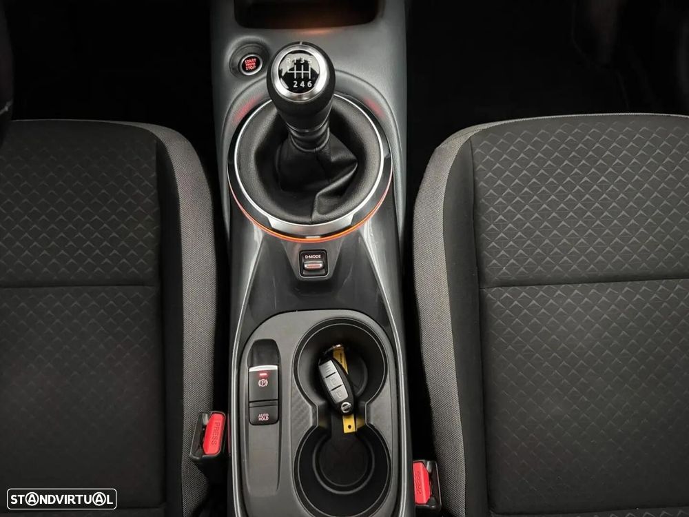Nissan Juke - 25