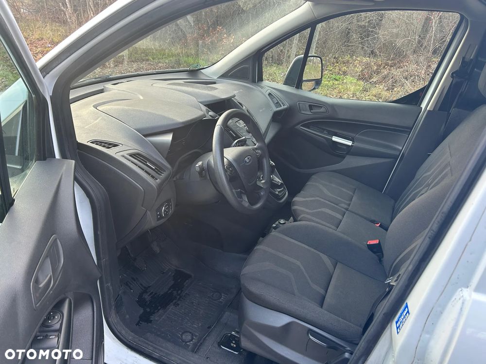 Ford Transit Connect - 9