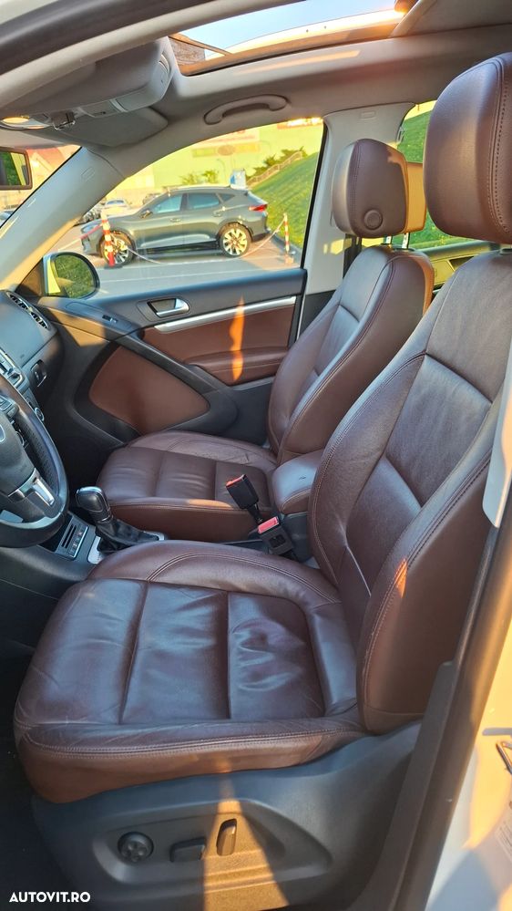 Volkswagen Tiguan 2.0 TDI DPF 4Motion BlueMotion Technology DSG Sport & Style - 7