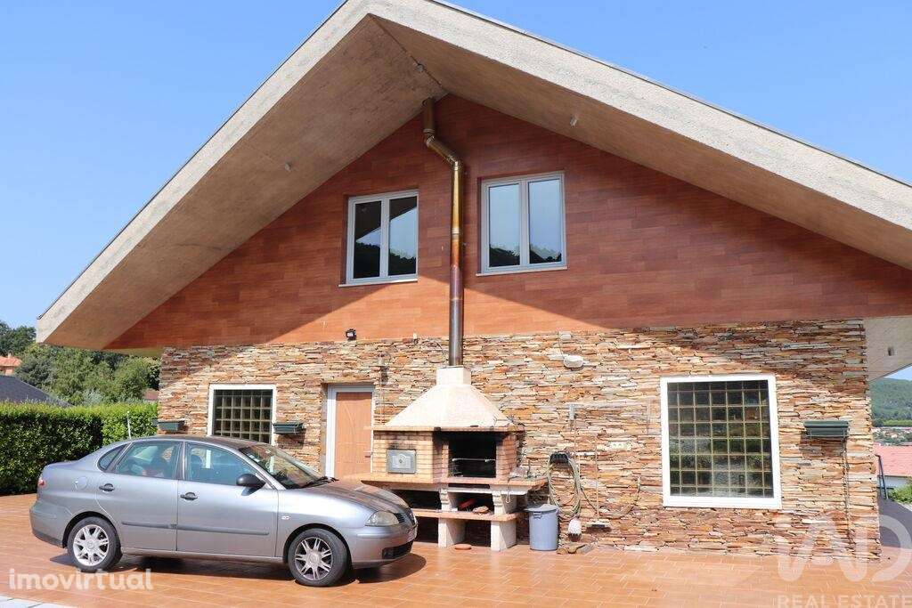 Casa T5 em Bornes de Aguiar de 583,00 m2 - Grande imagem: 3/30