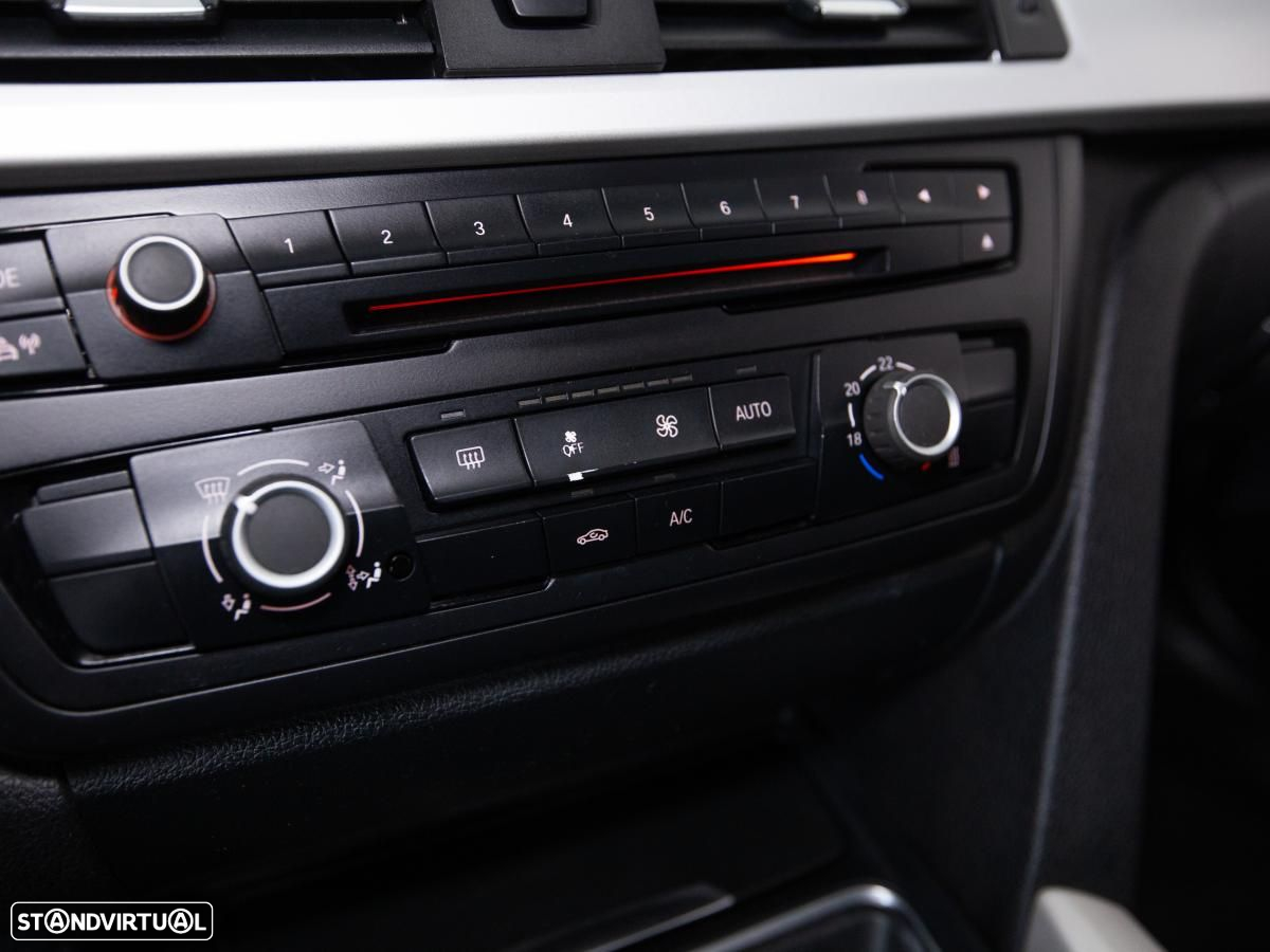 BMW 320 - 21