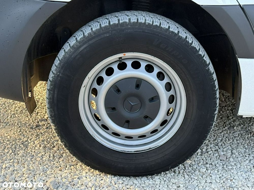 Mercedes-Benz Sprinter - 9