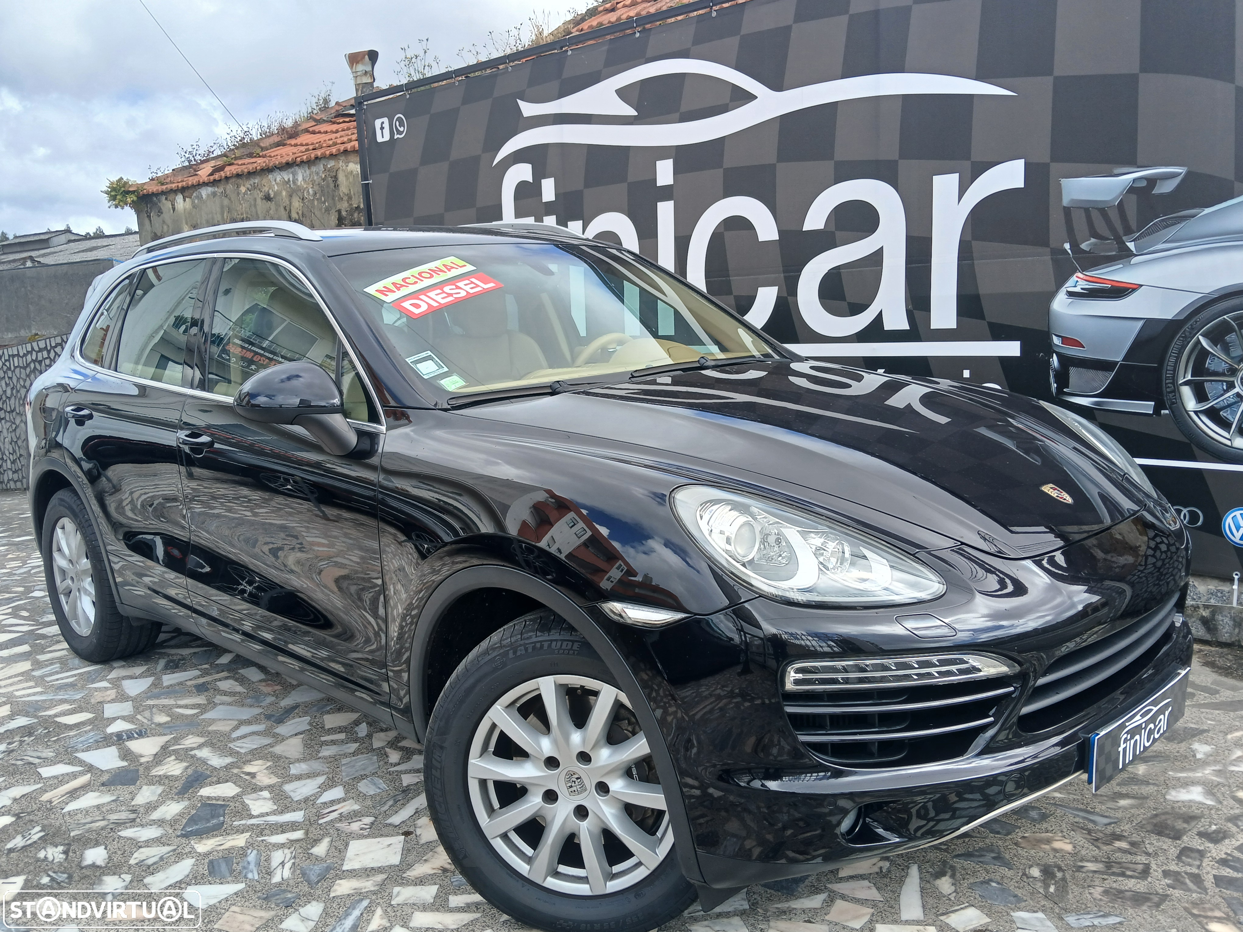 Porsche Cayenne - 2